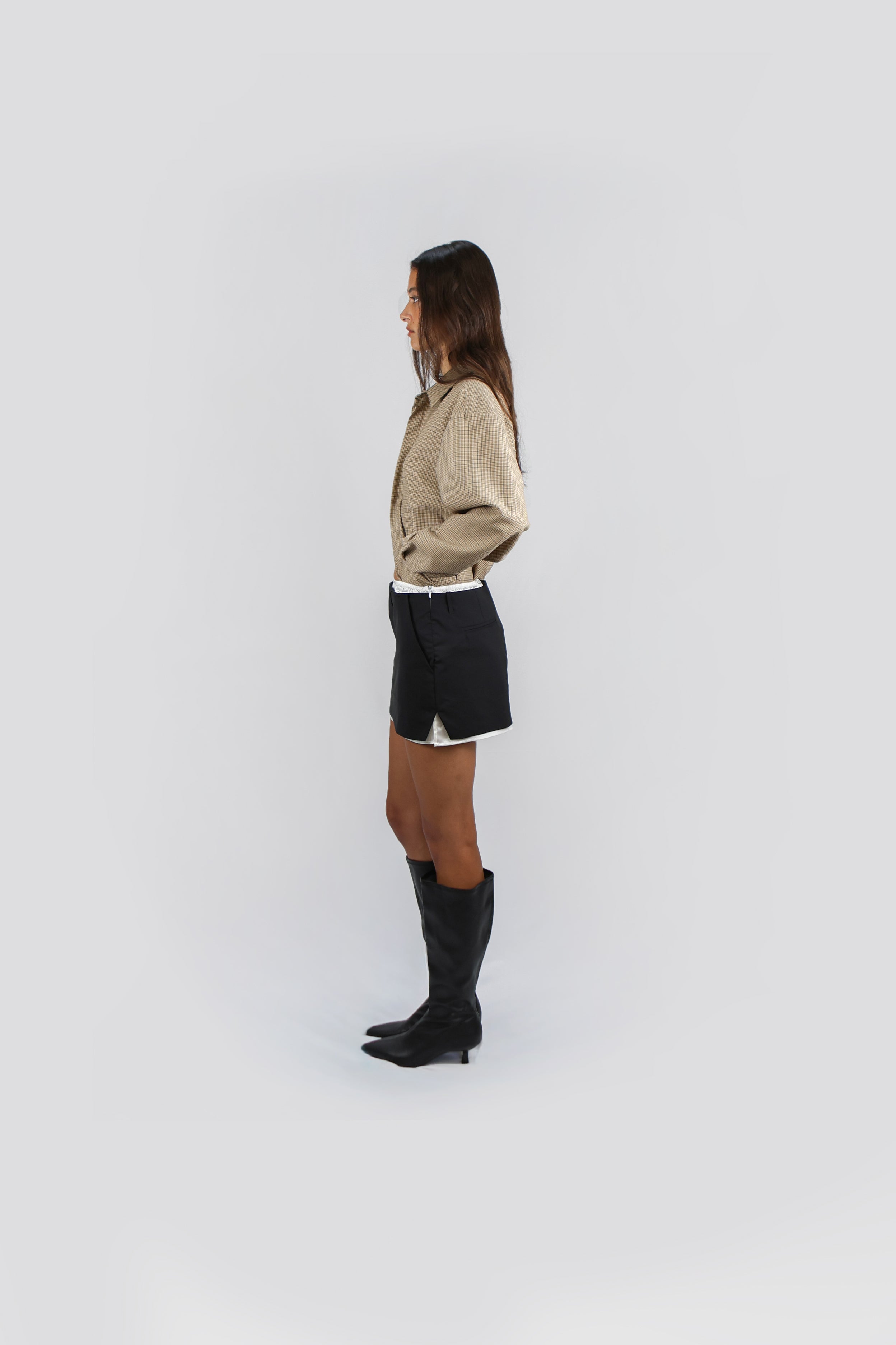 CONTRAST TAILORED MINI SKIRT