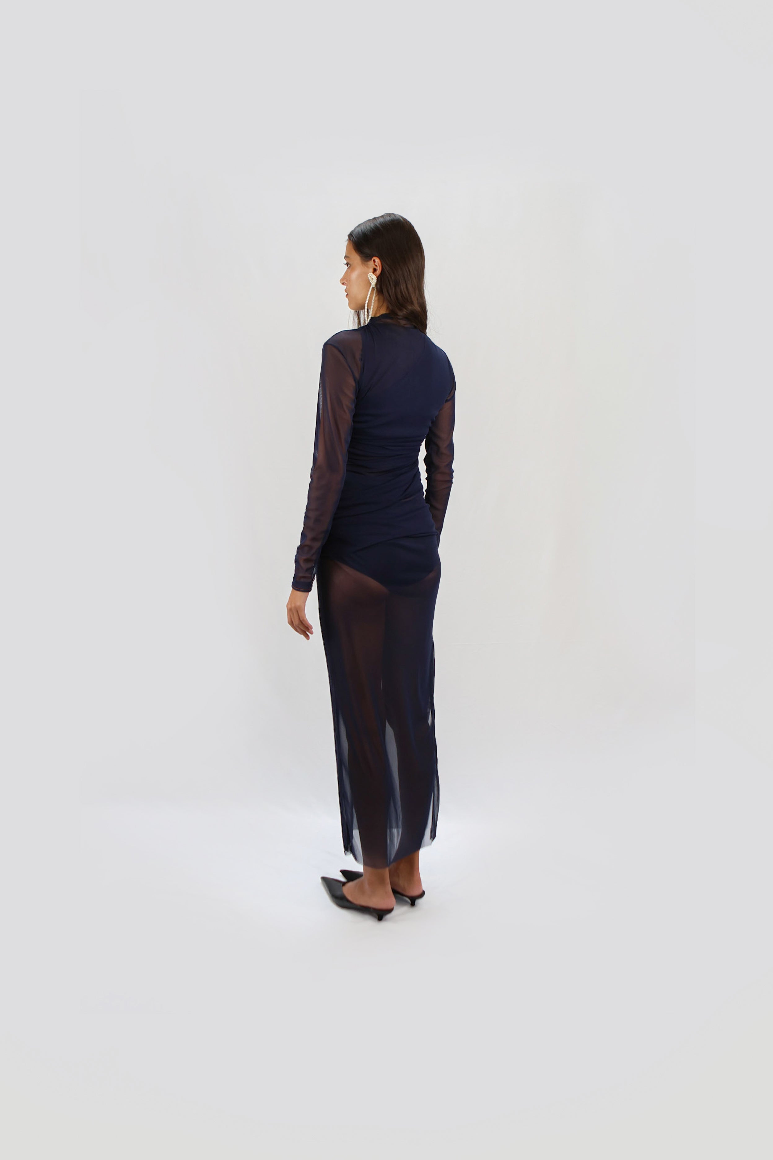 GATHERED MESH LONG SLEEVE TOP
