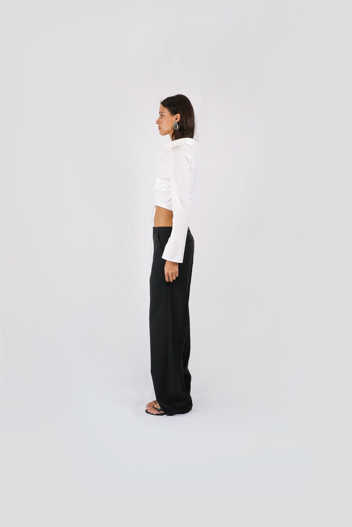 LOW RISE TAILORED TROUSER