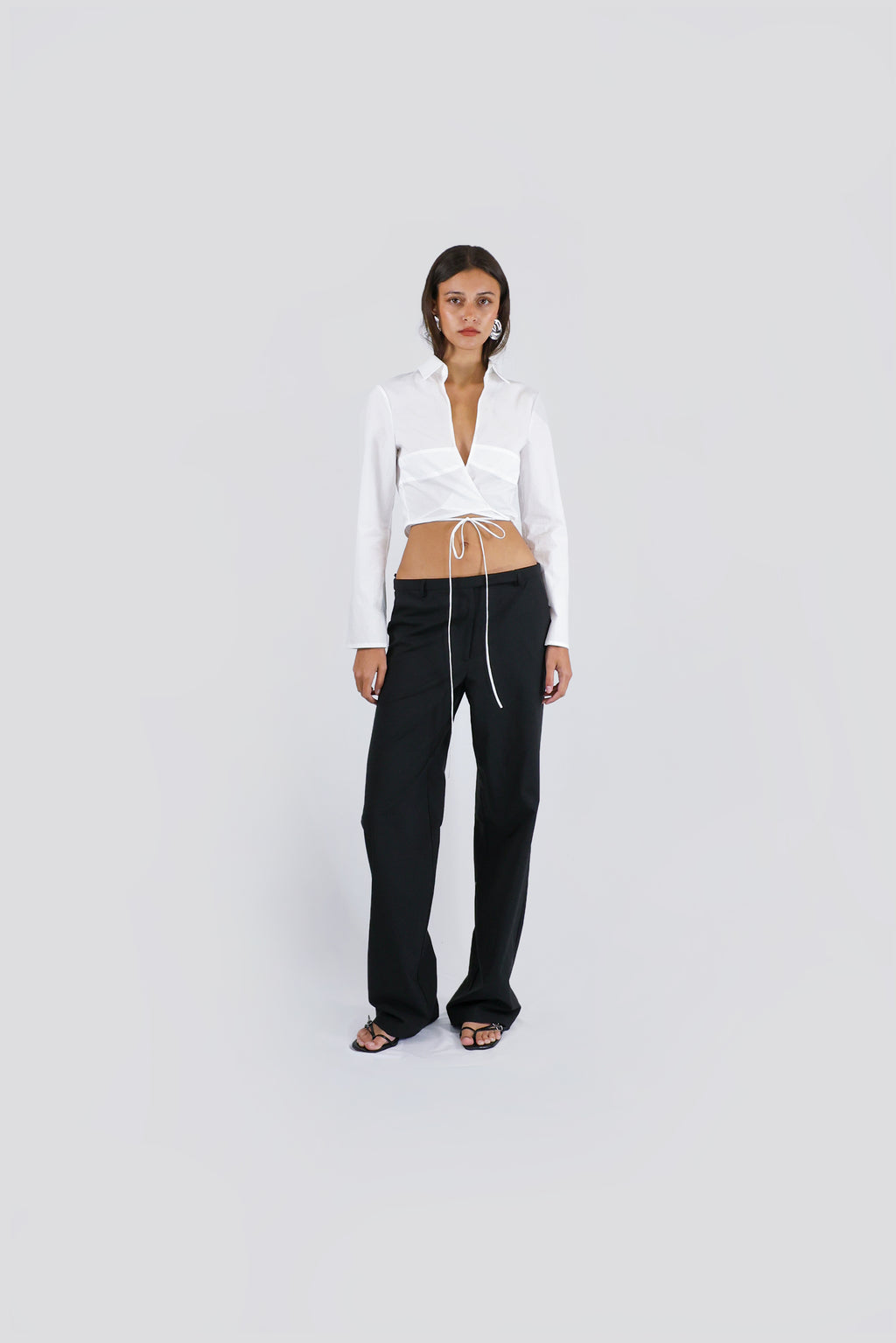 LOW RISE TAILORED TROUSER